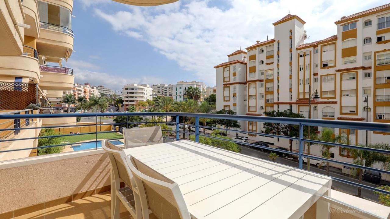 Cozy Apartment Overlooking Estepona'S Marina! Exterior photo